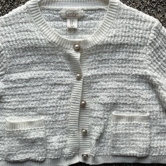 White Jessica Simpson Cropped Cardigan w/Pearl Buttons and Pockets, size medium - Picture 2 of 8